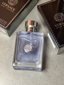 Парфюм Versace Pour Homme &ndash; чоловічий фужерний аромат з бергамотом, кедром і бобами тонка 2712873599 фото