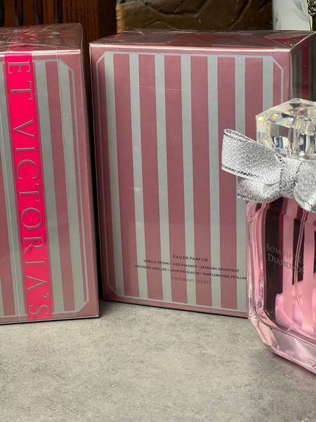Парфюм Victoria&rsquo;s Secret Bombshell Diamonds &ndash; жіночий квітково-фруктовий аромат з грейпфрутом, гіацинтом і кедром 2713033641 фото