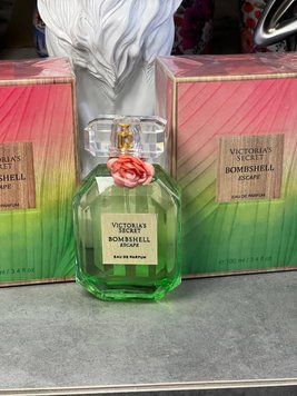 Парфюм Victoria&rsquo;s Secret Bombshell Escape &ndash; жіночий квітковий аромат з гуавою, півонією та пальмовим деревом 2713156669 фото